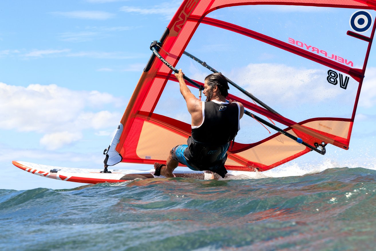 plachta rychla na windsurfing V8 Neilryde windsurfing karlin 6